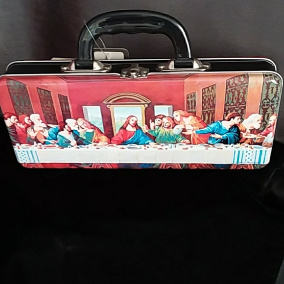 Accoutrements Handbags - Accoutrements Last Supper Longbox Purse